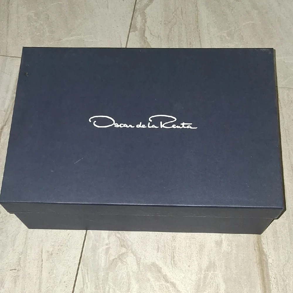 Oscar de la Renta Navy Heels